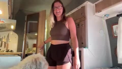 Snapshot of wanderlustjade chatting on March 2025 01:19:02 PM Jade Adonis online show from March 2025 01:19:02 PM