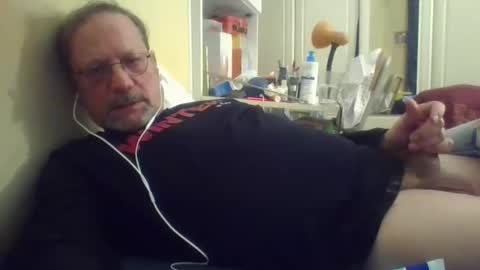 Snapshot of wanky357 chatting on February 2026 10:20:02 PM Tibo Love online show from February 2026 10:20:02 PM