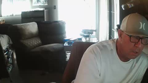 inittogetitin online show from November 2025 10:00:02 PM