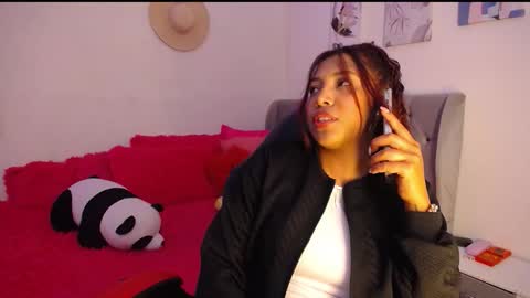 EMILY online show from December 2025 07:05:01 AM