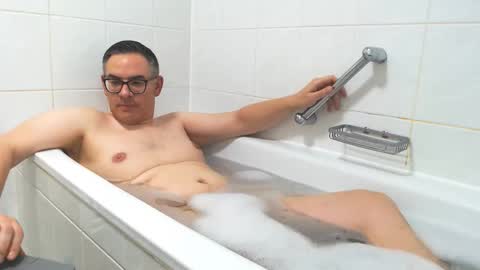 watchmecum78 online show from December 2025 05:42:02 PM