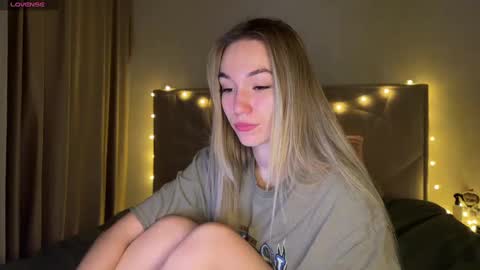 Snapshot of watergirl_ chatting on January 2025 12:09:01 AM Im saving up for a new car help me online show from January 2025 12:09:01 AM