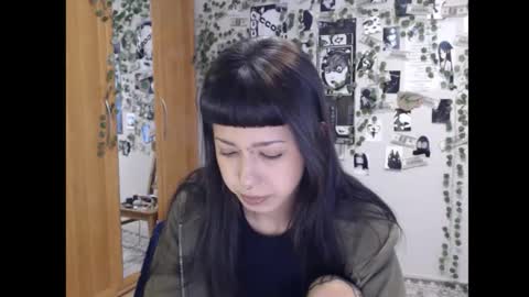 Mina online show from October 2025 11:33:02 AM