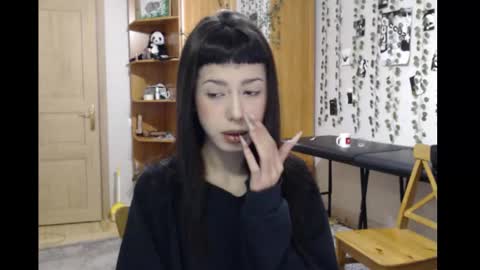 Mina online show from January 2026 06:11:02 PM