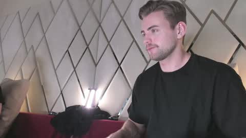 Snapshot of waynemiller_ chatting on February 2025 07:55:01 AM Wayne online show from February 2025 07:55:01 AM