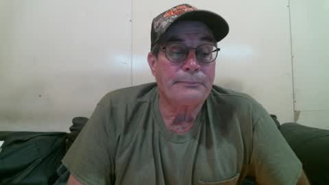 Snapshot of wbfarm chatting on April 2026 01:53:01 AM WB Farm online show from April 2026 01:53:01 AM