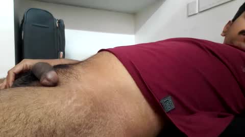 sexyguy online show from December 2025 10:32:02 AM