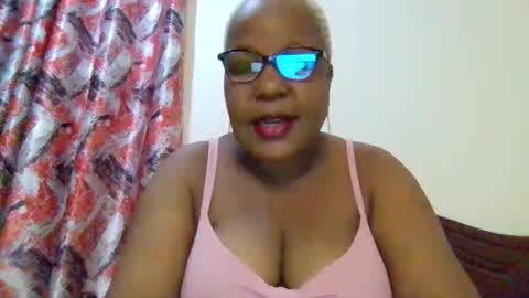 weaverbird25 online show from March 2026 09:37:01 PM