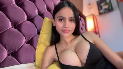 Maggie online show from April 2026 02:55:02 PM