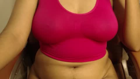 mina online show from April 2026 07:19:02 PM