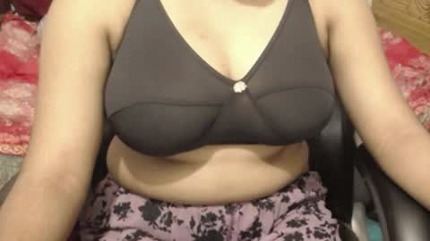 mina online show from August 2026 11:40:02 PM