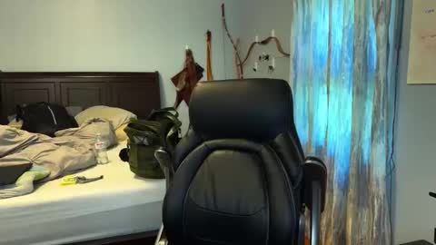 Snapshot of webslingxxxx chatting on May 2026 08:47:02 PM webslingxxxx online show from May 2026 08:47:02 PM