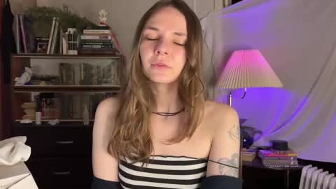 Weed Cookie online show from December 2024 05:51:01 AM