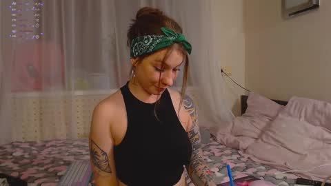  moon  online show from December 2025 04:58:01 PM