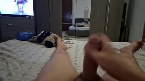 Snapshot of weeker chatting on September 2025 10:06:02 AM ValxITALY online show from September 2025 10:06:02 AM