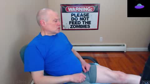 Snapshot of weird_chris chatting on March 2026 07:28:01 PM Chris online show from March 2026 07:28:01 PM