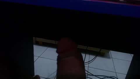 Snapshot of wellingtont chatting on February 2026 01:37:01 AM wellingtont online show from February 2026 01:37:01 AM