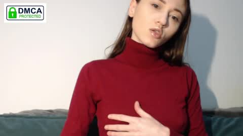 Snapshot of weltmilen chatting on November 2025 08:25:02 PM Milena online show from November 2025 08:25:02 PM