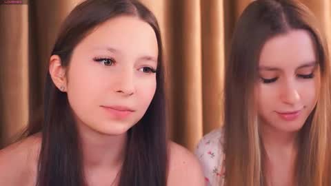 Nora online show from December 2025 08:02:01 PM