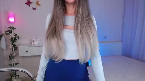 Snapshot of wendifoster chatting on February 2025 05:31:01 PM Wendi Foster online show from February 2025 05:31:01 PM