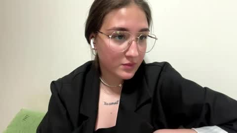Anna online show from May 2026 01:16:02 PM