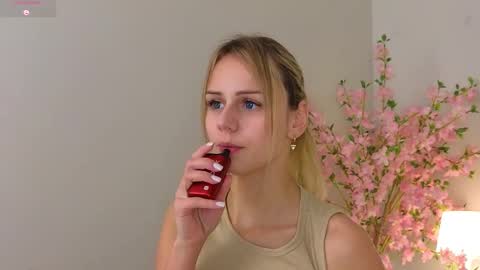 Im Wendy online show from March 2025 12:27:02 AM