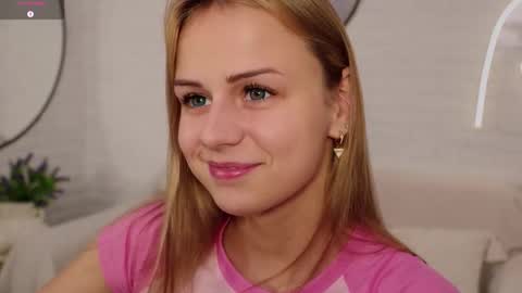 Im Wendy online show from October 2025 09:27:02 PM