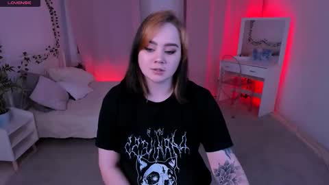 Snapshot of wendyycandy chatting on November 2025 02:07:02 PM wendyycandy online show from November 2025 02:07:02 PM