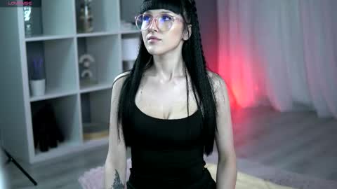 Snapshot of wendyyluv chatting on January 2026 06:33:01 PM Wendy online show from January 2026 06:33:01 PM