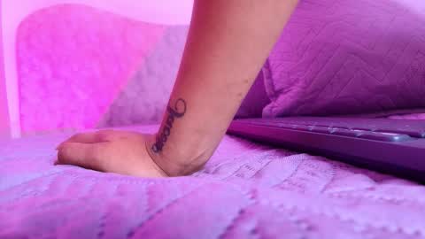 WEN SHENG online show from November 2025 07:24:02 PM