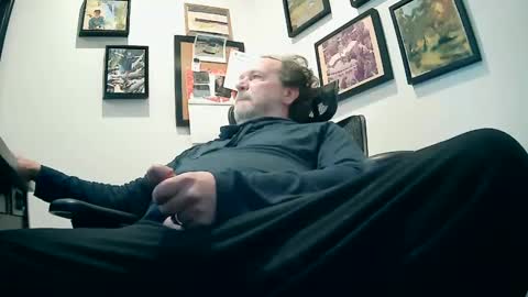 Snapshot of weseeyouwatching chatting on December 2024 04:51:01 PM weseeyouwatching online show from December 2024 04:51:01 PM