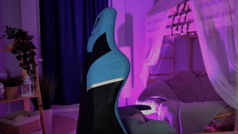 little girl who is always rightLisa online show from April 2026 01:16:01 AM