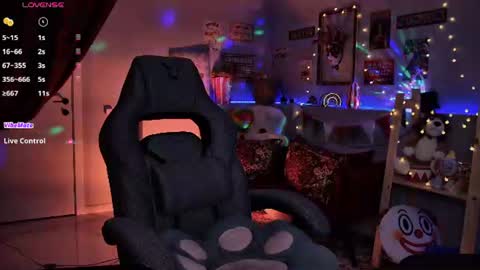 little girl who is always rightLisa online show from July 2026 01:45:02 AM