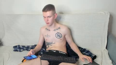 Snapshot of wesleyross chatting on January 2025 03:12:02 AM Wes online show from January 2025 03:12:02 AM