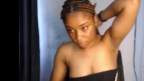 queen online show from December 2024 09:44:01 AM