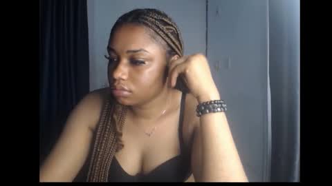 queen online show from December 2024 08:47:01 AM