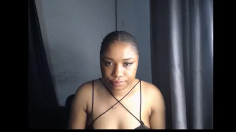 queen online show from December 2024 07:35:01 PM