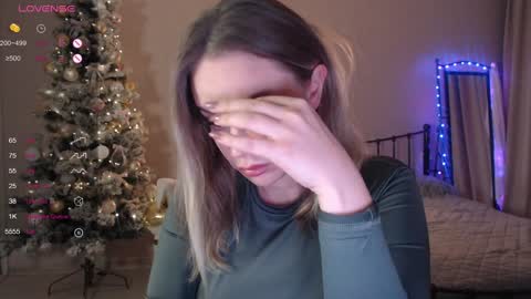 Lana online show from December 2024 04:46:02 PM