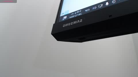 Snapshot of wet_liss chatting on December 2024 10:39:01 PM Diva online show from December 2024 10:39:01 PM