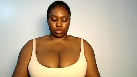 Snapshot of wet_pussyy24 chatting on September 2025 11:32:02 PM lily online show from September 2025 11:32:02 PM