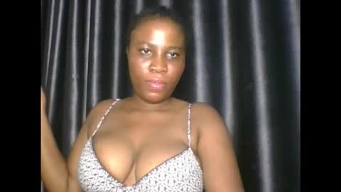 Snapshot of wetfatpussy_ chatting on October 2025 07:14:02 PM wetfatpussy_ online show from October 2025 07:14:02 PM