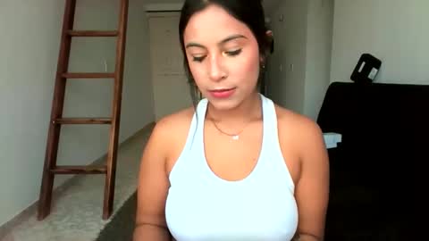 Megan Raves online show from February 2026 04:49:02 PM