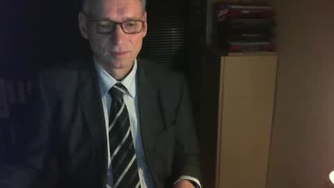 Snapshot of wetsuitedman chatting on February 2025 05:51:01 AM Franz online show from February 2025 05:51:01 AM