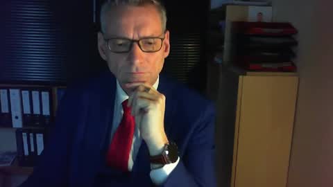 Snapshot of wetsuitedman chatting on February 2025 08:53:02 AM Franz online show from February 2025 08:53:02 AM