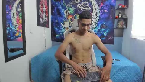 Snapshot of wexx_ chatting on February 2025 05:53:01 PM wex online show from February 2025 05:53:01 PM