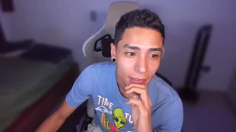 Snapshot of wexx_ chatting on September 2025 06:46:01 AM wex online show from September 2025 06:46:01 AM