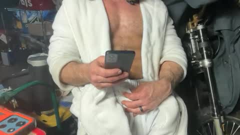 Snapshot of whackingmywilly chatting on April 2026 10:18:01 PM whackingmywilly online show from April 2026 10:18:01 PM