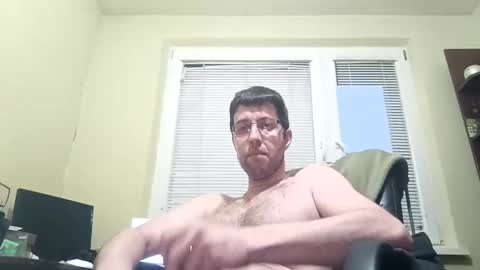 Snapshot of whatwouldyouliketosee chatting on April 2026 03:48:01 AM stoffy online show from April 2026 03:48:01 AM