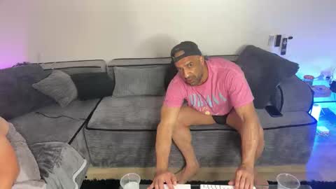 Hot 2 online show from March 2026 10:00:01 AM