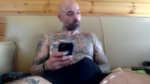 Snapshot of whiskerbiscuit_69 chatting on December 2024 06:09:01 PM whiskerbiscuit_69 online show from December 2024 06:09:01 PM